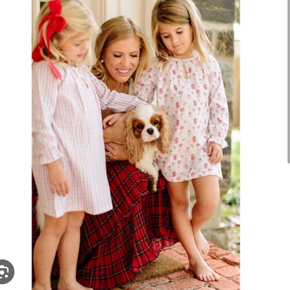 Edgehill Collection
Pearly Gates X Edgehill Collection Candy Cane Nightgown - Picture 2 of 11